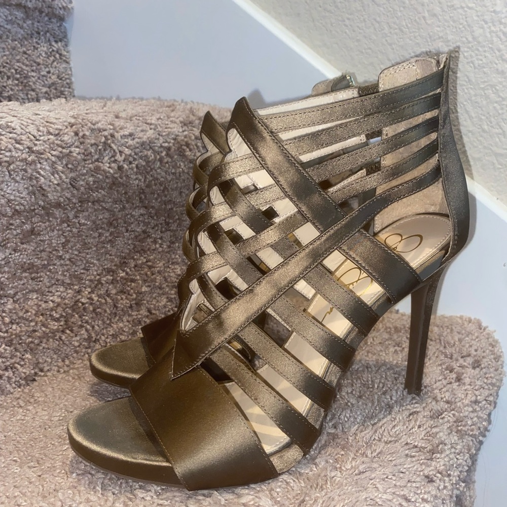 Strappy Brown Heels BY Jessica Simpson. Size: 9.5 Still in good condition!